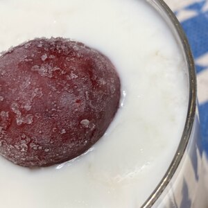 冷凍ぶどうのバニラヨーグルト　レシピ・作り方